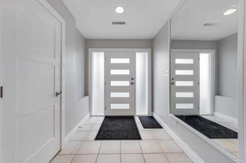 106 Warrick Street, Coquitlam, BC 