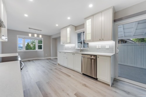 106 Warrick Street, Coquitlam, BC 
