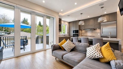 4618 8Th Avenue W, Vancouver, BC 