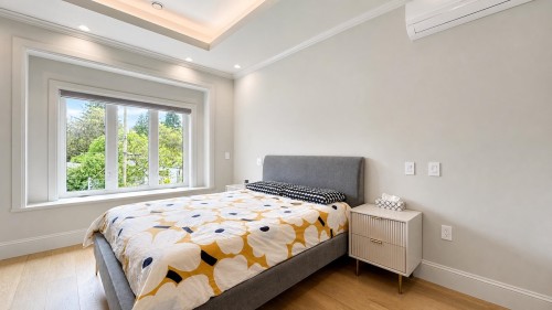 4618 8Th Avenue W, Vancouver, BC 