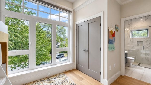 4618 8Th Avenue W, Vancouver, BC 