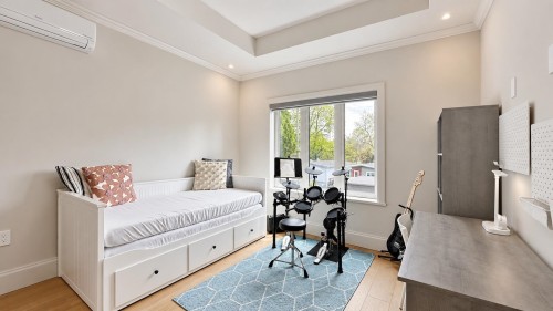 4618 8Th Avenue W, Vancouver, BC 