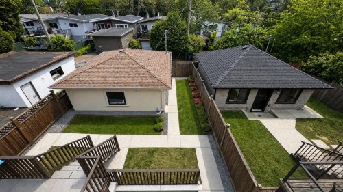 4618 8Th Avenue W, Vancouver, BC 