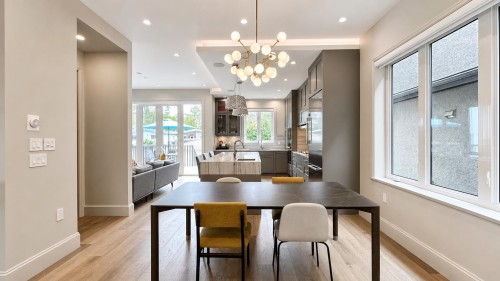 4618 8Th Avenue W, Vancouver, BC 