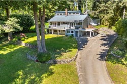 914 Gower Point Road  Gibsons, BC V0N 1V3