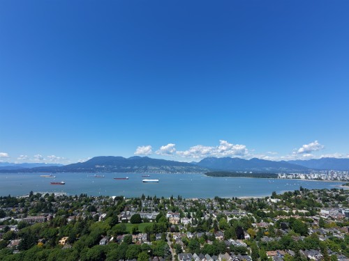 3770 13Th Avenue W, Vancouver, BC 