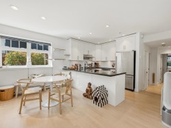 83 15th Avenue W Vancouver, BC V5Y 1X7