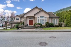 3073 Timber Court  Coquitlam, BC V3E 2Y8