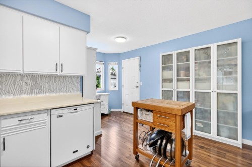 23425 Whippoorwill Avenue, Maple Ridge, BC 