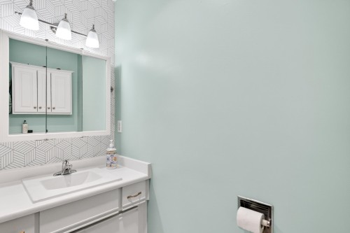 23425 Whippoorwill Avenue, Maple Ridge, BC 