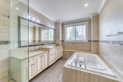 710 Roderick Avenue, Coquitlam, BC 