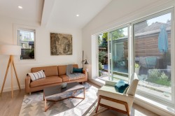 1372 10th Avenue EVancouver, BC V5N 1X3