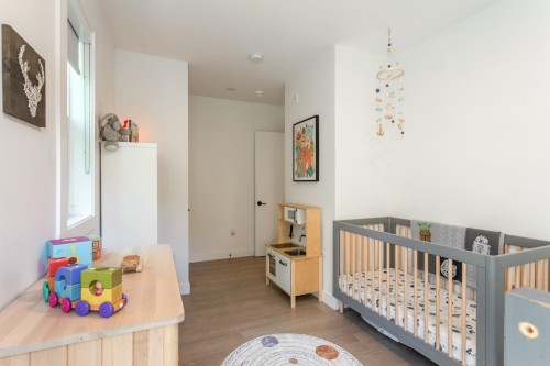 1372 10Th Avenue E, Vancouver, BC 