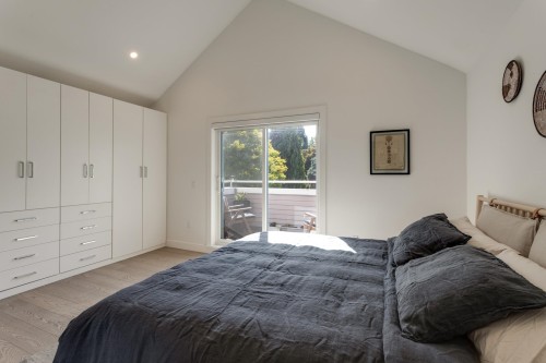 1372 10Th Avenue E, Vancouver, BC 