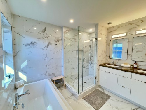 1372 10Th Avenue E, Vancouver, BC 