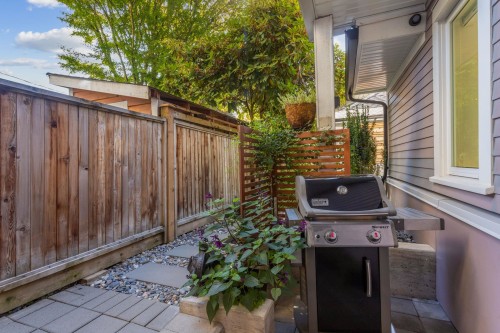 1372 10Th Avenue E, Vancouver, BC 