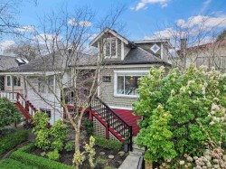 846 23rd Avenue E Vancouver, BC V5V 1Y4