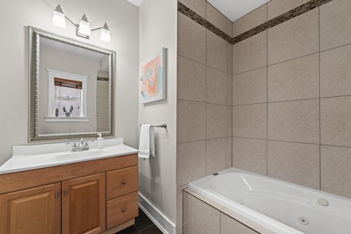 846 23Rd Avenue E, Vancouver, BC 