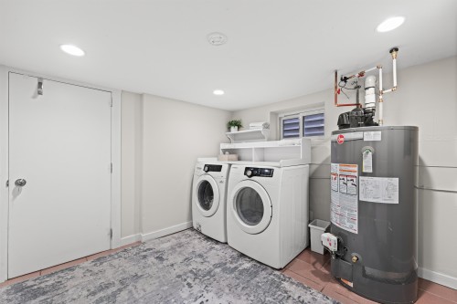 846 23Rd Avenue E, Vancouver, BC 
