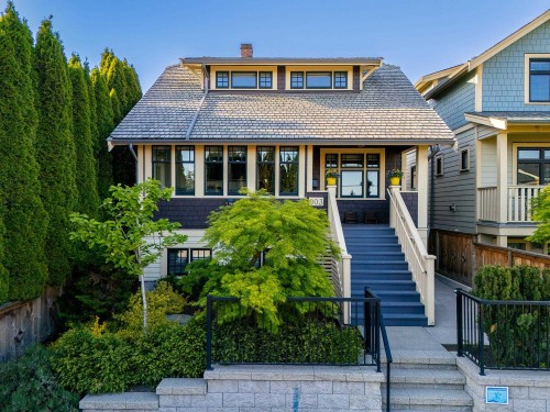 903 Walls Avenue, Coquitlam, BC 