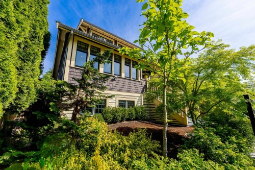903 Walls Avenue, Coquitlam, BC 