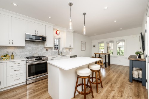 903 Walls Avenue, Coquitlam, BC 