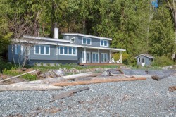 1905 Lower Road Roberts Creek, BC V0N 2W6