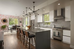 8490 Kerr Street  Vancouver, BC V5S 3E7