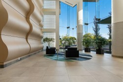 501-1199 Marinaside Crescent Vancouver, BC V6Z 2Y2