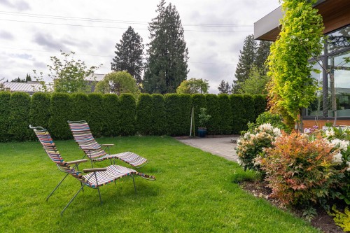 900 Hendry Avenue, North Vancouver, BC 