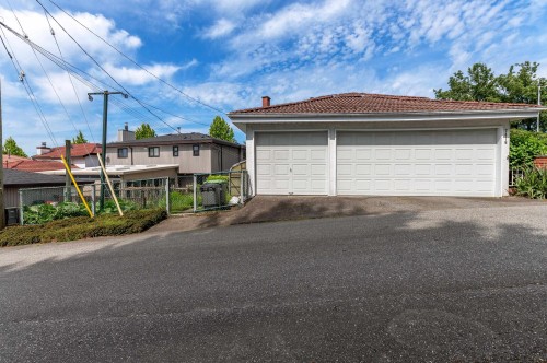 7416 Jasper Crescent, Vancouver, BC 