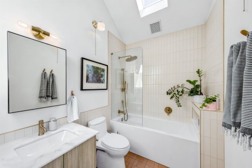 1608 Woodland Drive, Vancouver, BC 