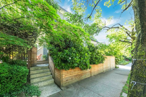 1608 Woodland Drive, Vancouver, BC 