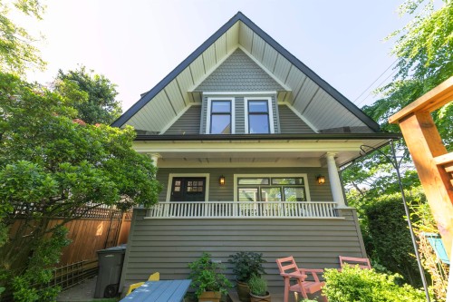1608 Woodland Drive, Vancouver, BC 