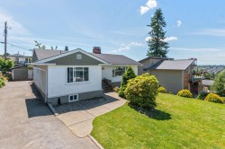 4860 Eton Street Burnaby, BC V5C 1K9
