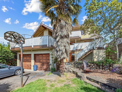 2148 Kings Avenue, West Vancouver, BC 