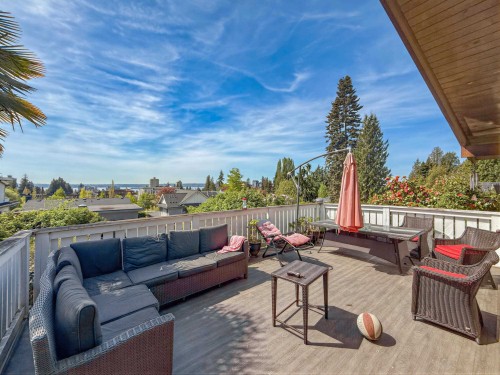 2148 Kings Avenue, West Vancouver, BC 