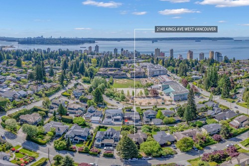 2148 Kings Avenue, West Vancouver, BC 