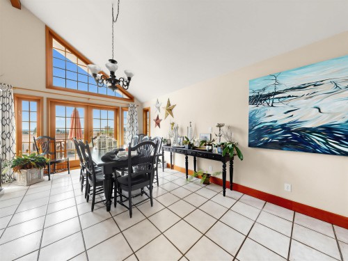 2148 Kings Avenue, West Vancouver, BC 