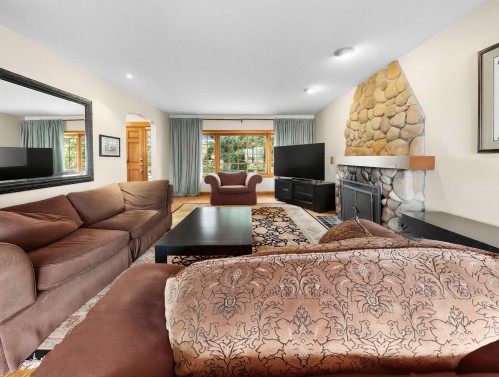 2148 Kings Avenue, West Vancouver, BC 