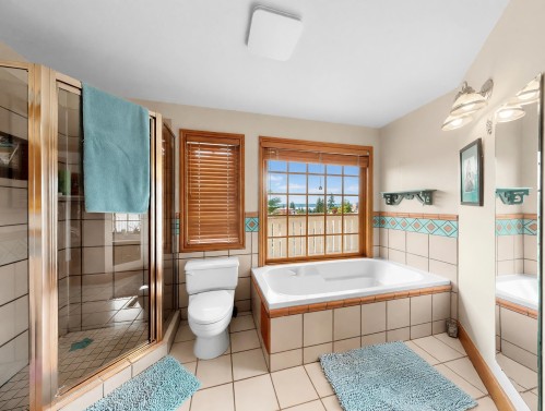 2148 Kings Avenue, West Vancouver, BC 