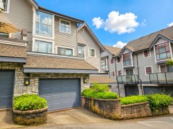 4875 Duchess Street  Vancouver, BC V5R 6E1