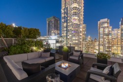 1803-1009 Harwood Street  Vancouver, BC V6E 0C2