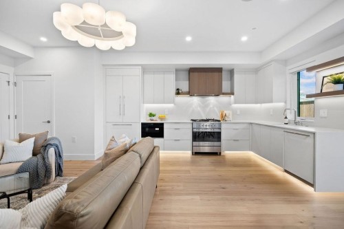 1135 33Rd Avenue W, Vancouver, BC 