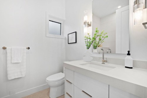 1135 33Rd Avenue W, Vancouver, BC 