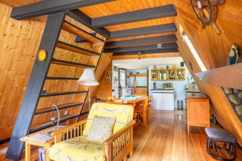 7536 Islets Place, Sechelt, BC 