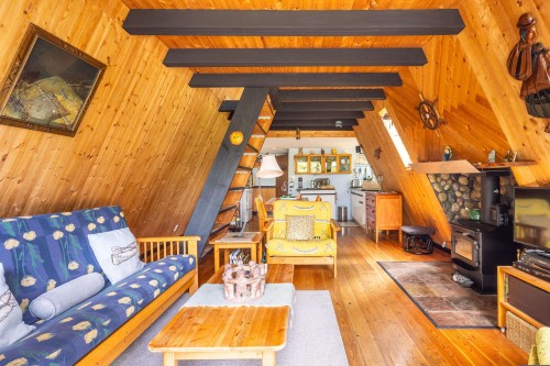 7536 Islets Place, Sechelt, BC 