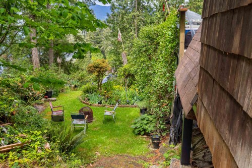 7536 Islets Place, Sechelt, BC 