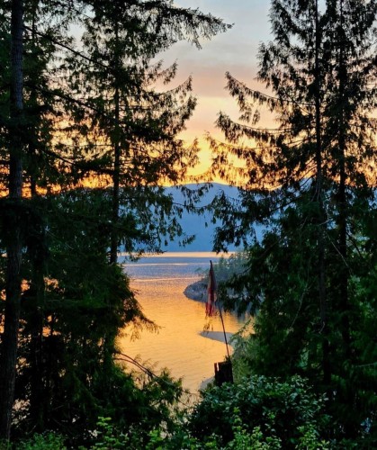 7536 Islets Place, Sechelt, BC 