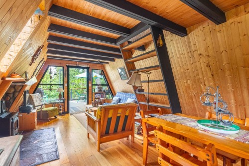 7536 Islets Place, Sechelt, BC 